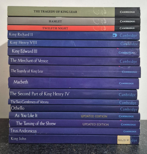New cambridge shakespeare - 16,