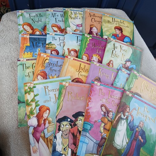 Shakespeare book set - book,